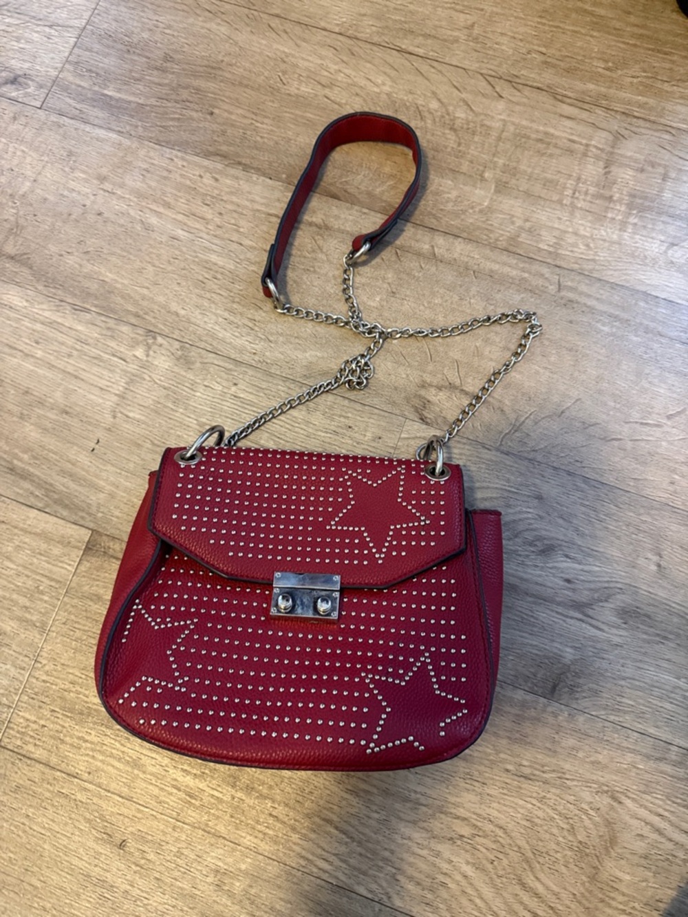 Red Studded Star Crossbody Bag with Chain Strap